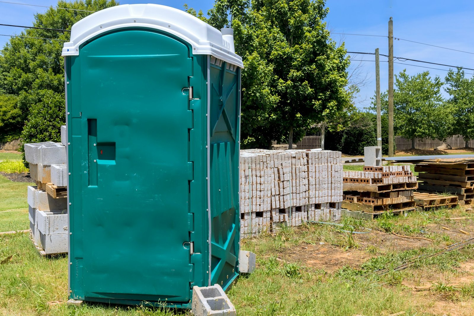 Portable outdoor portable toilet restrooms for construction a workers